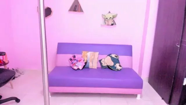 Offline MATURE_WHORE69 on Cam4