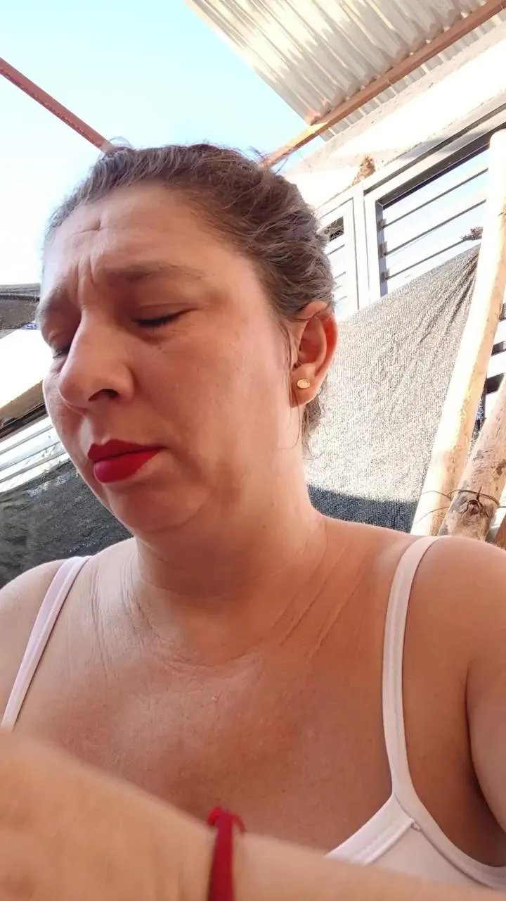 Offline Maturealexa on Cam4