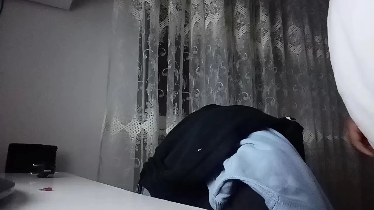 Offline maturo32 on Cam4