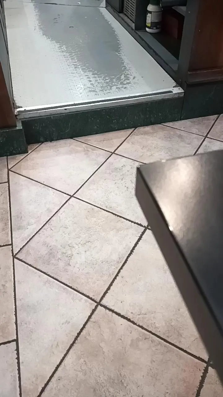 Offline maturo32 on Cam4