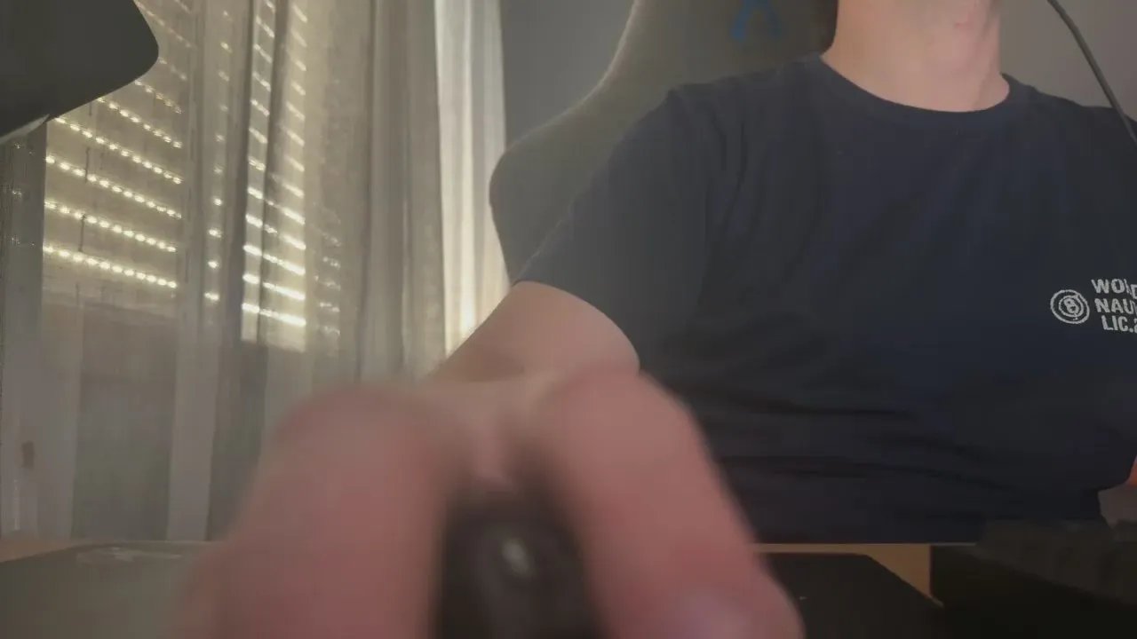 Offline maxxcock29 on Cam4