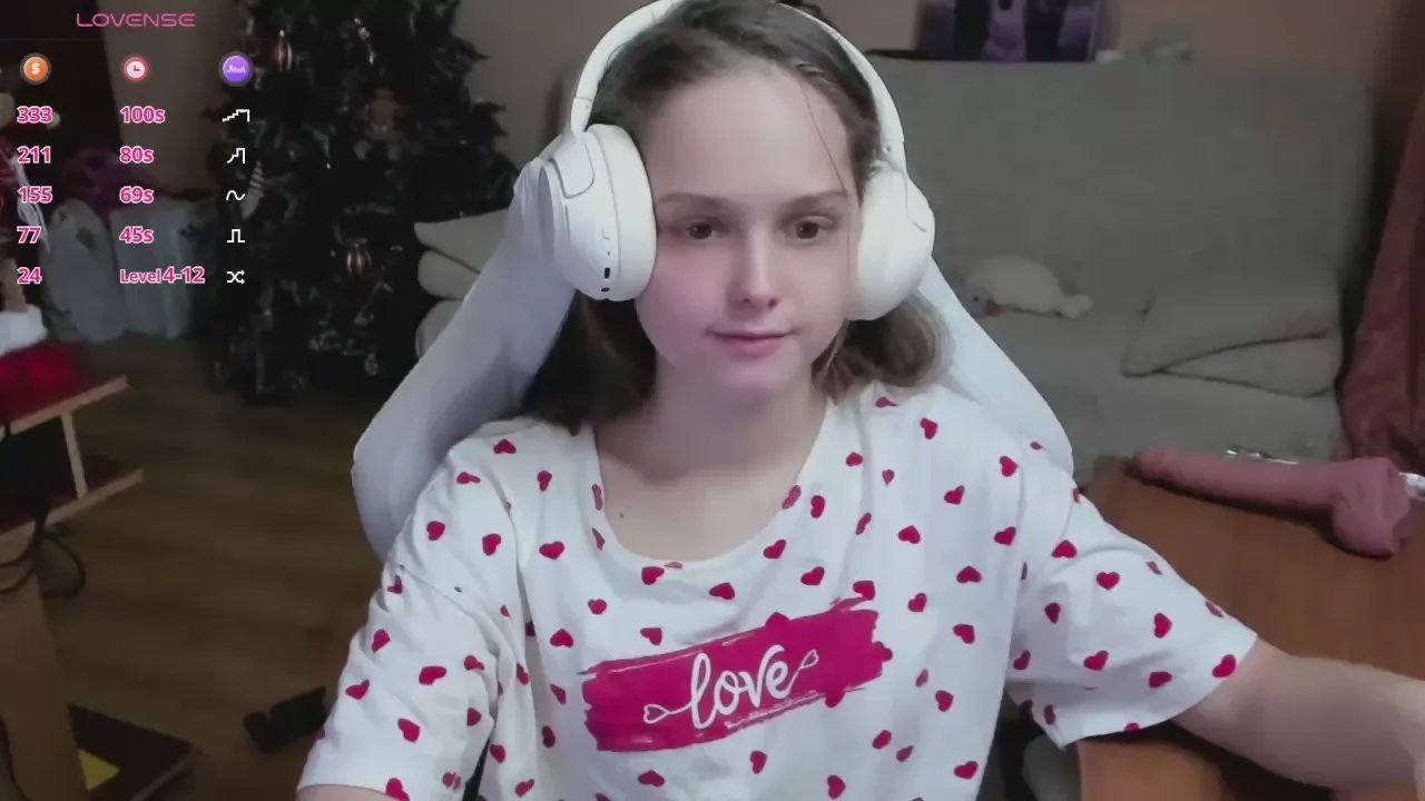 Offline MayeVanlith on Cam4