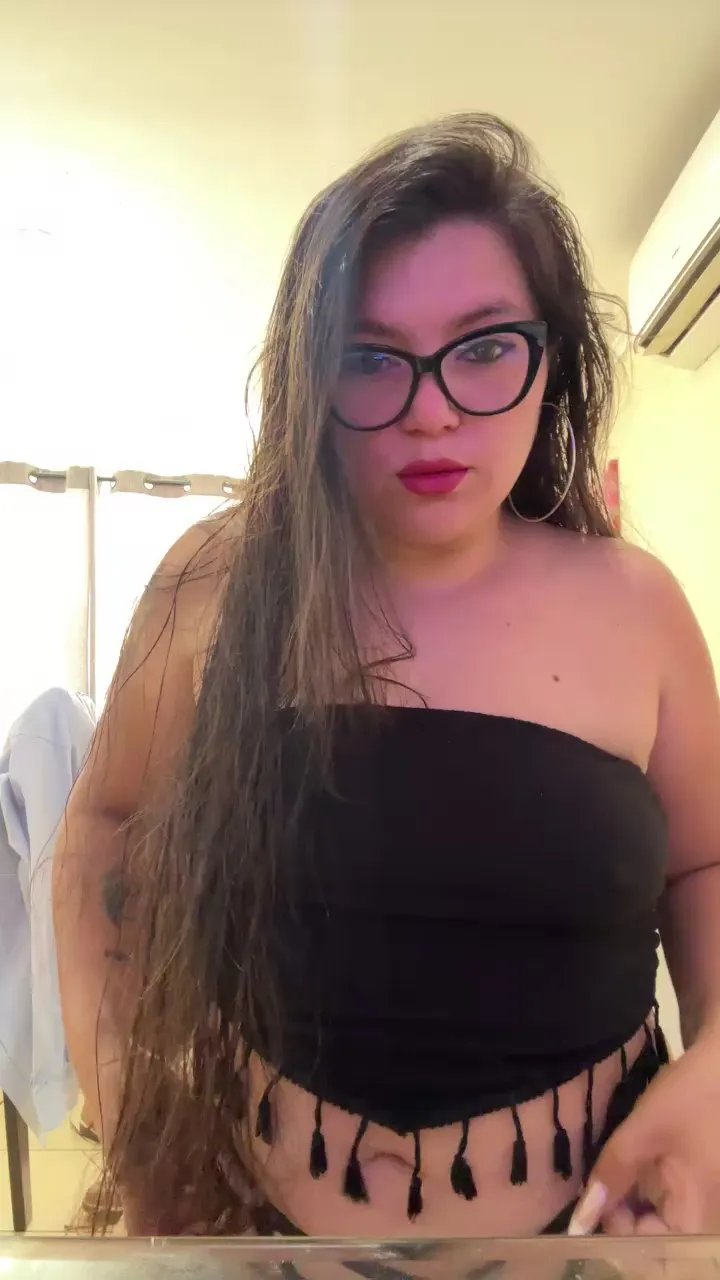 Offline Meliixxx on Cam4