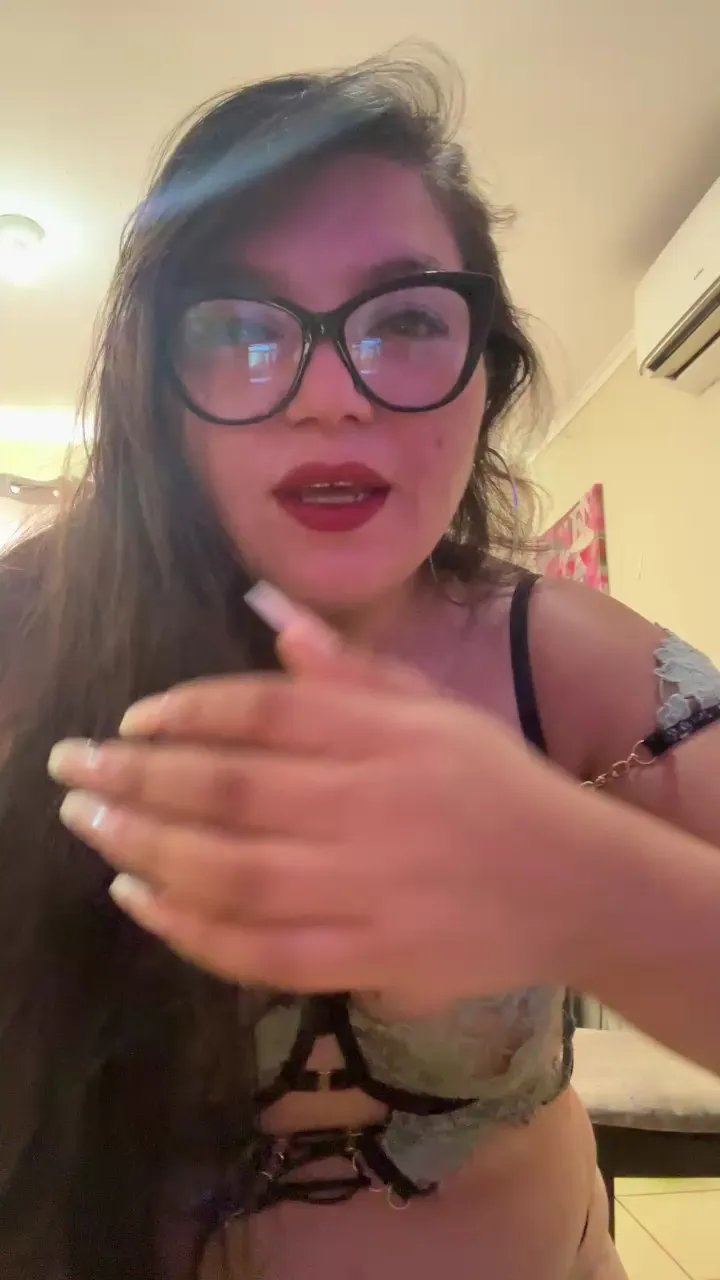 Offline Meliixxx on Cam4