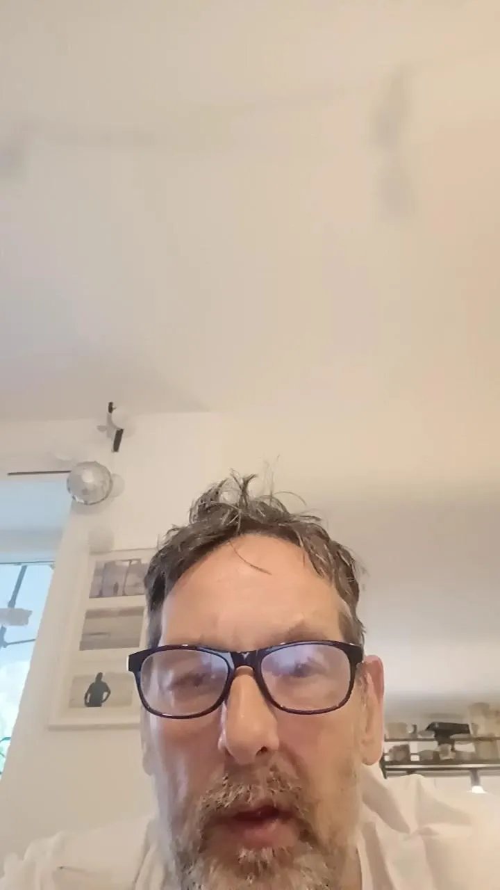 Offline melpfeffraf4 on Cam4