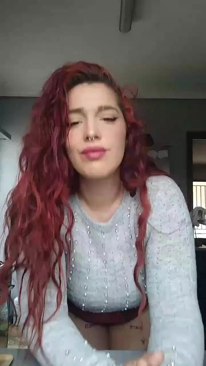 Offline mestizak94 on Cam4