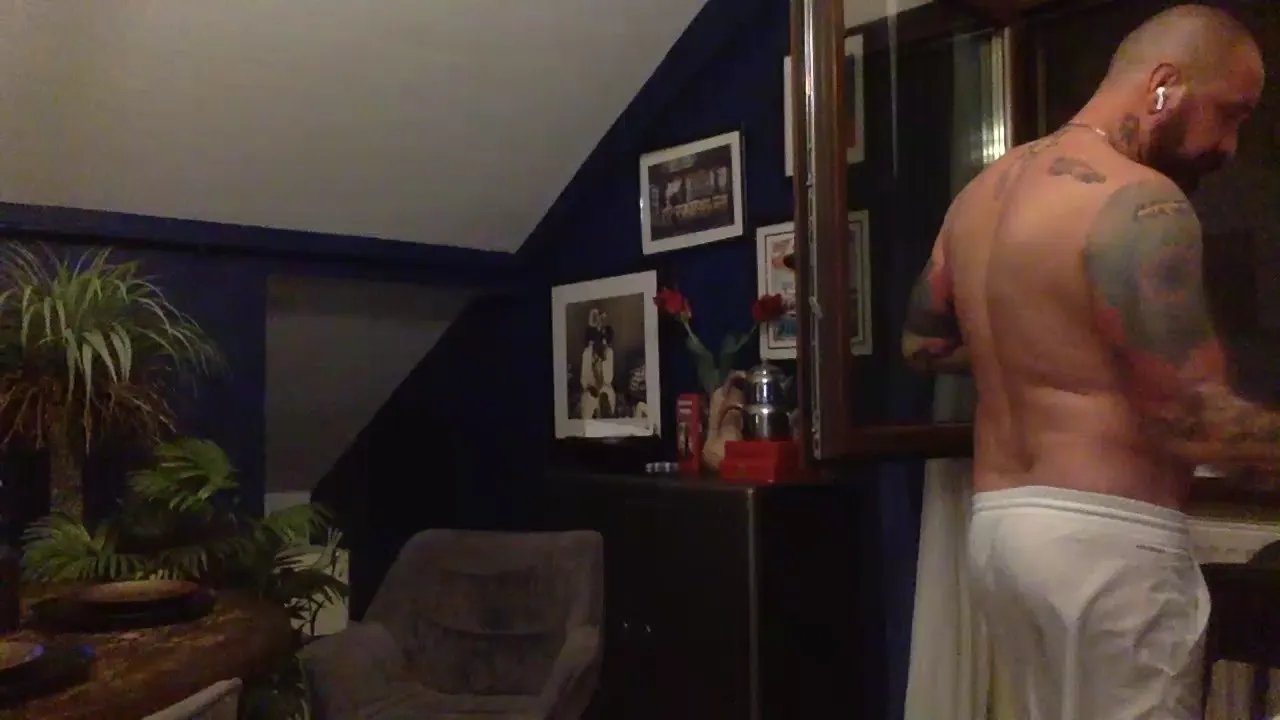 Offline MexxxAly on Cam4