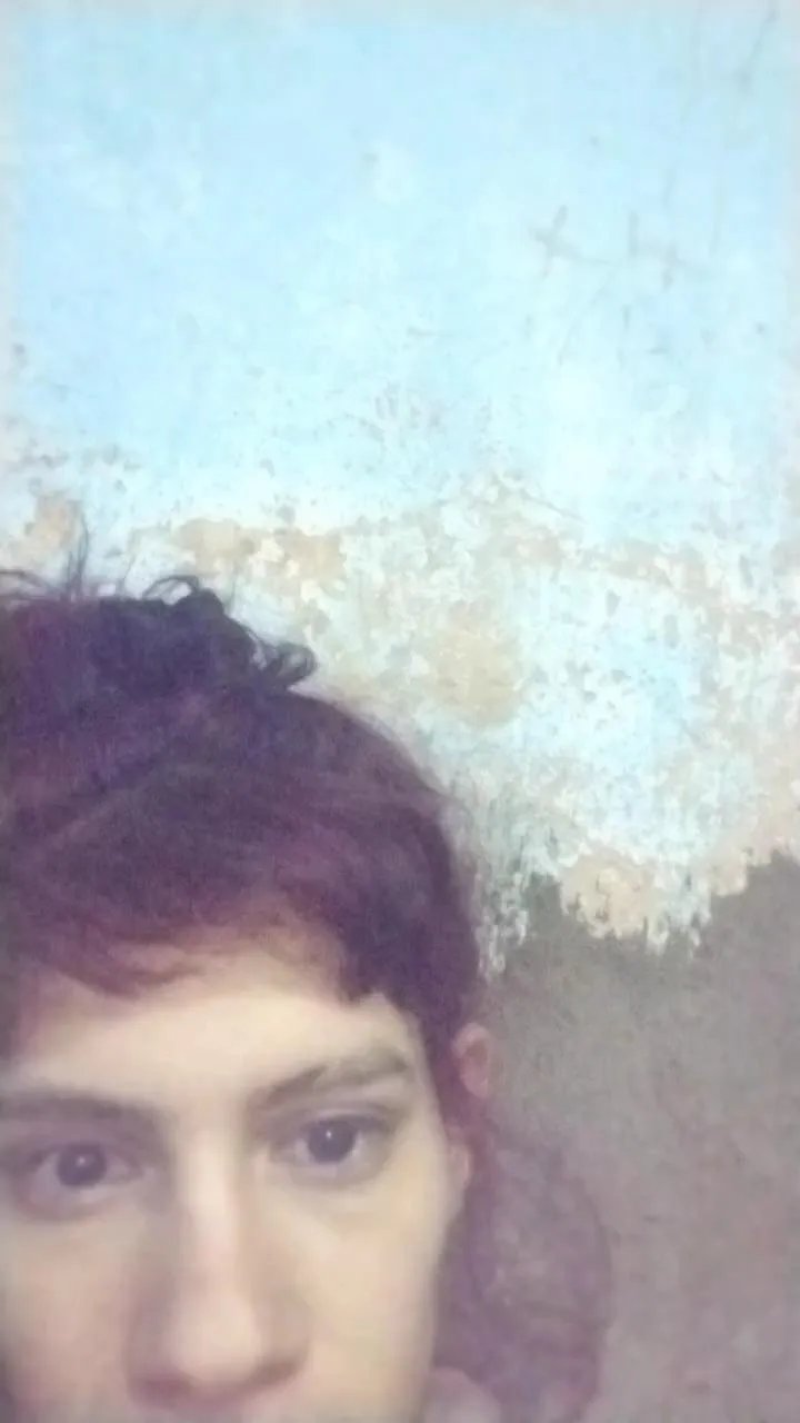 Offline Mili2204 on Cam4