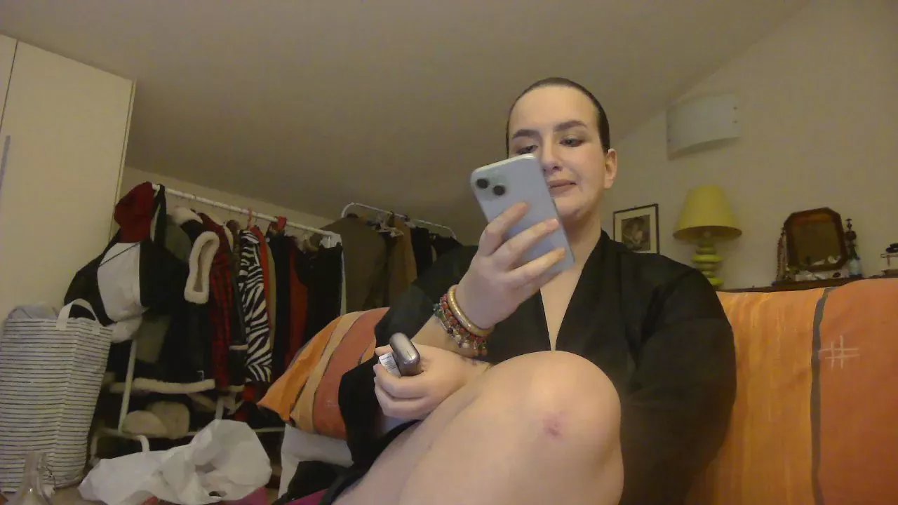 Offline Mini97X on Cam4