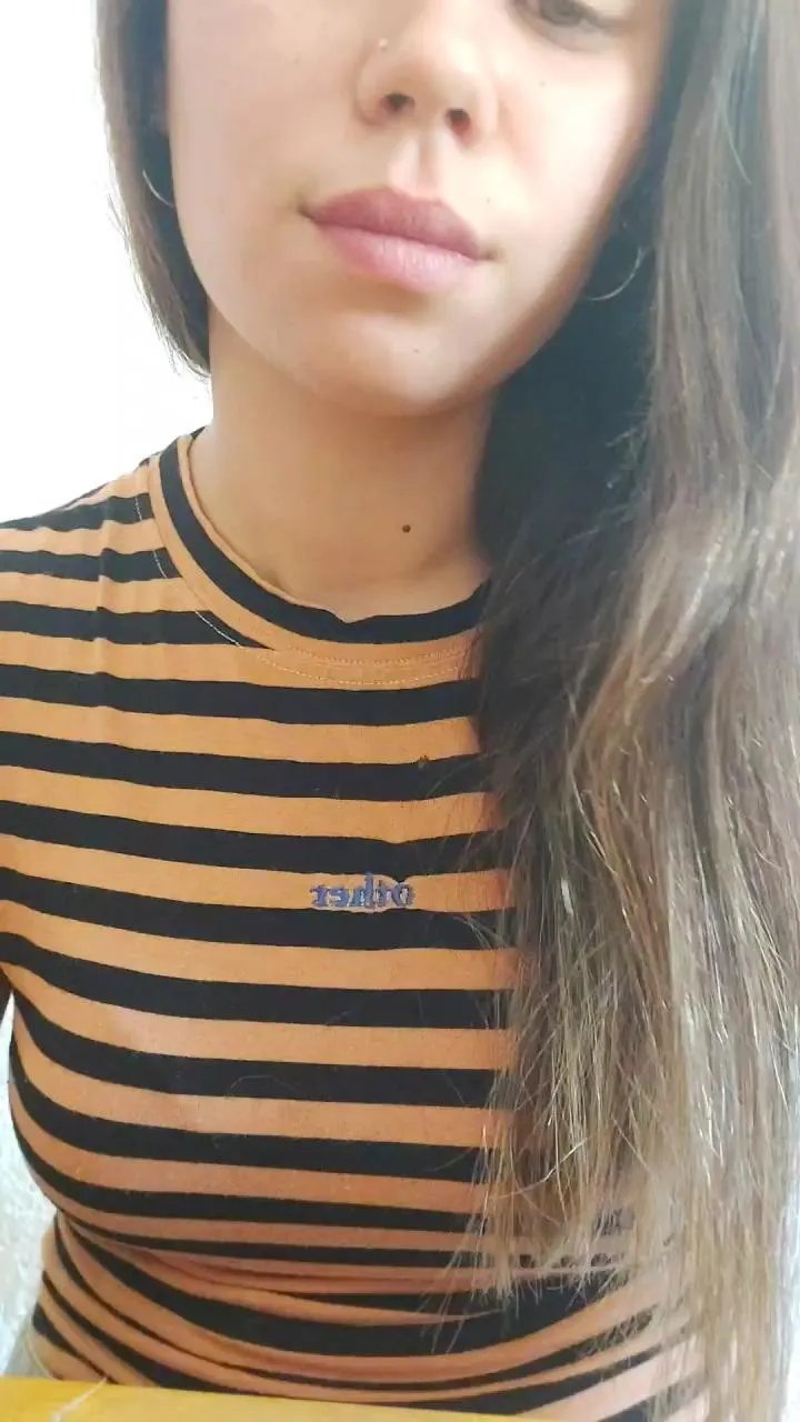 Offline MissMia99 on Cam4