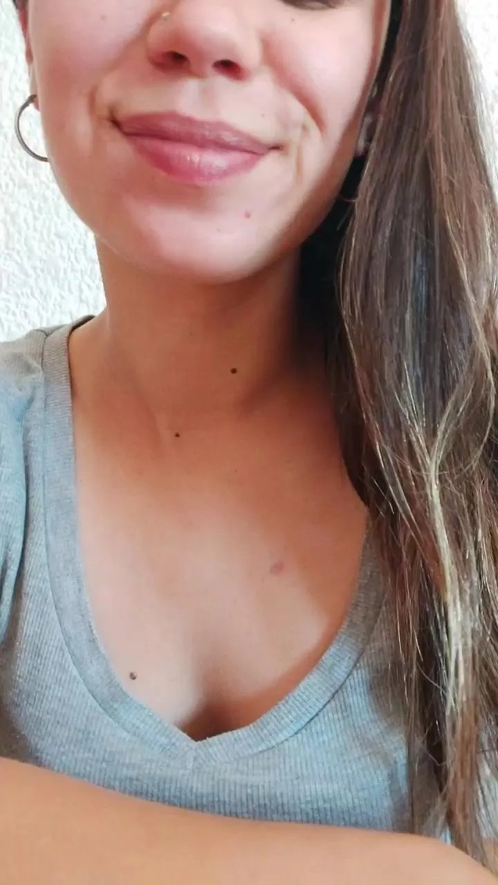 Offline MissMia99 on Cam4