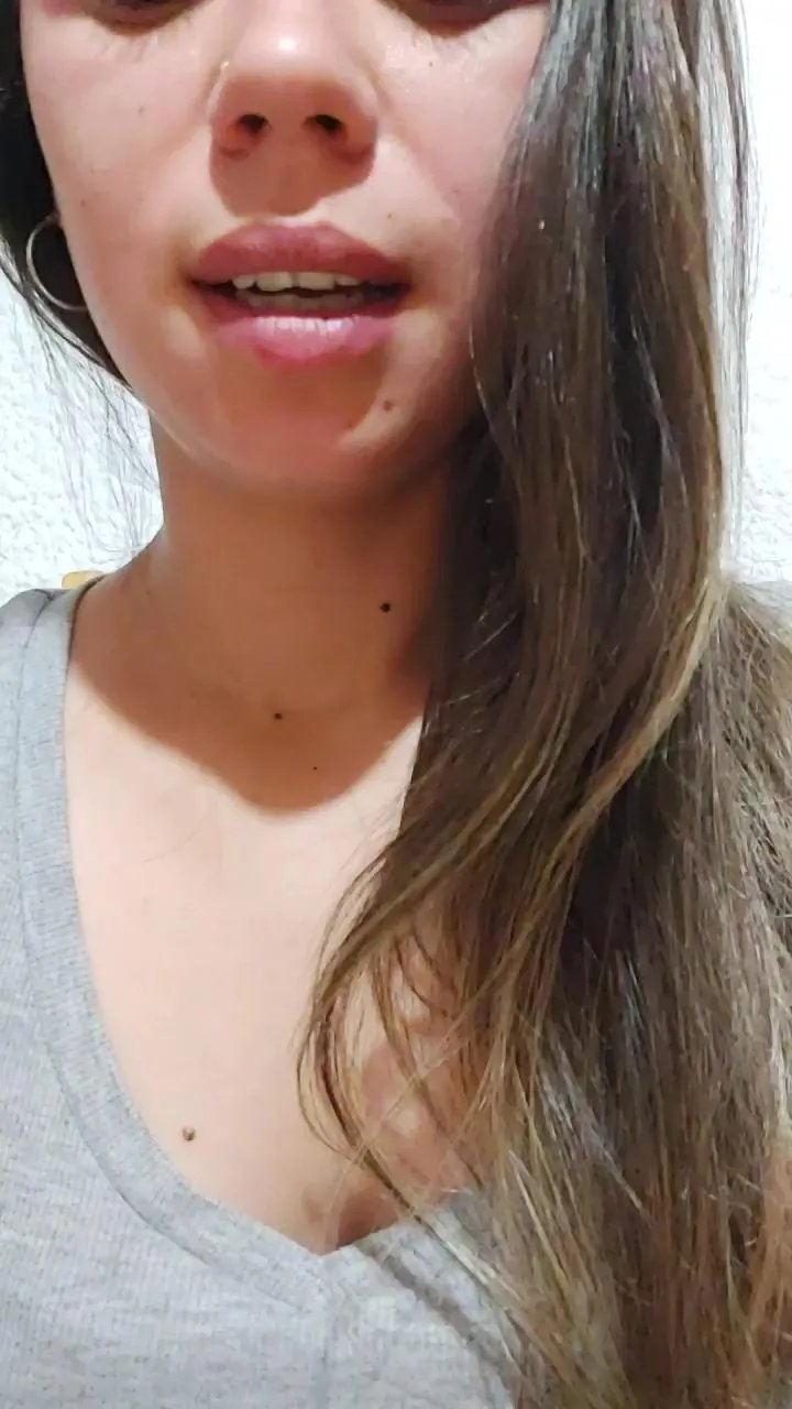 Offline MissMia99 on Cam4