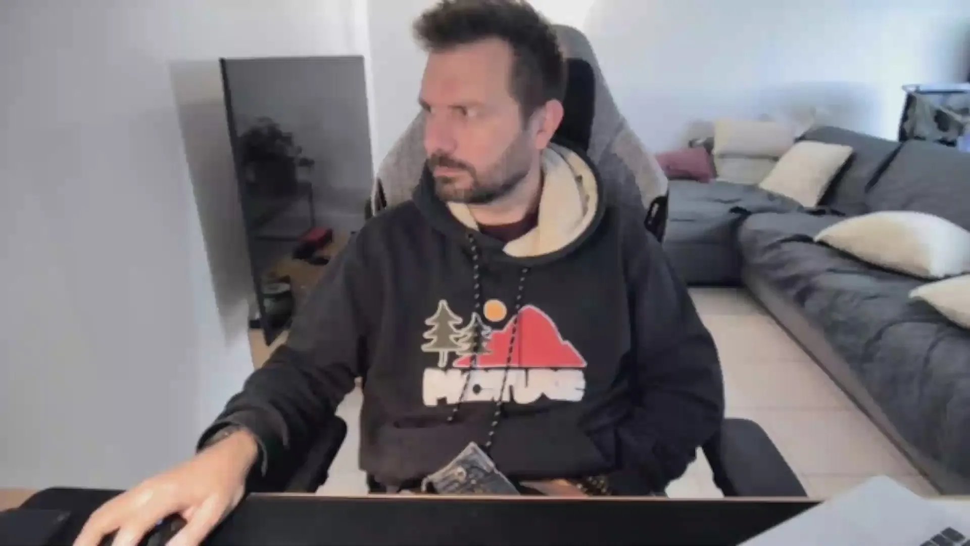 Freechat moi92160 on Cam4