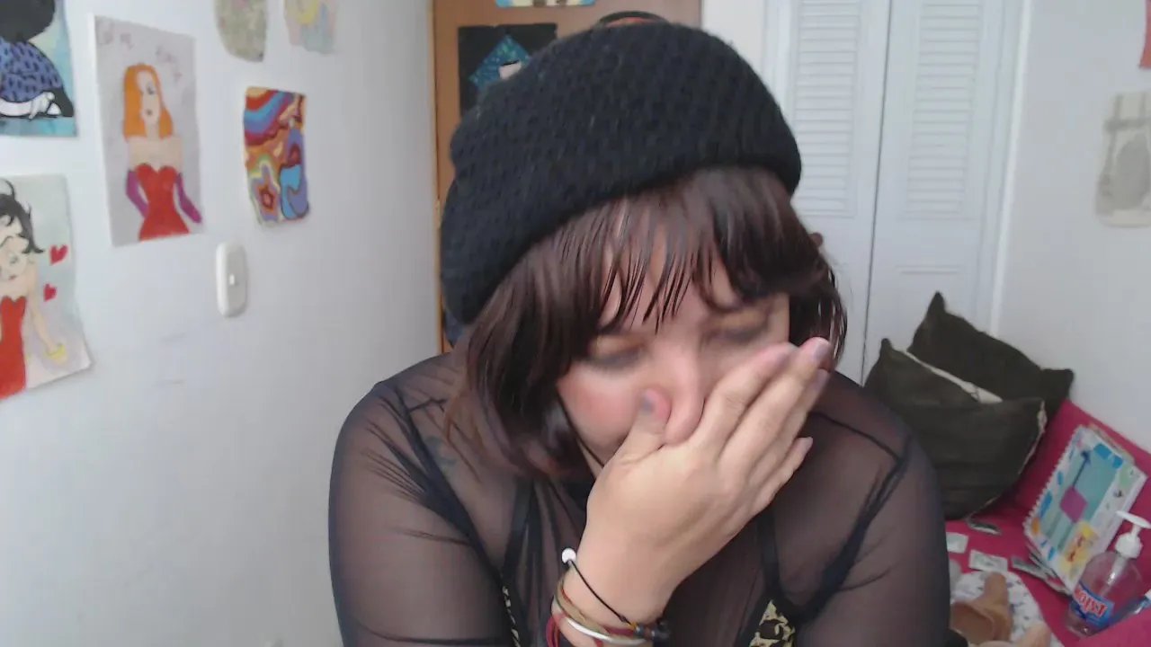 Freechat nanabela28 on Cam4