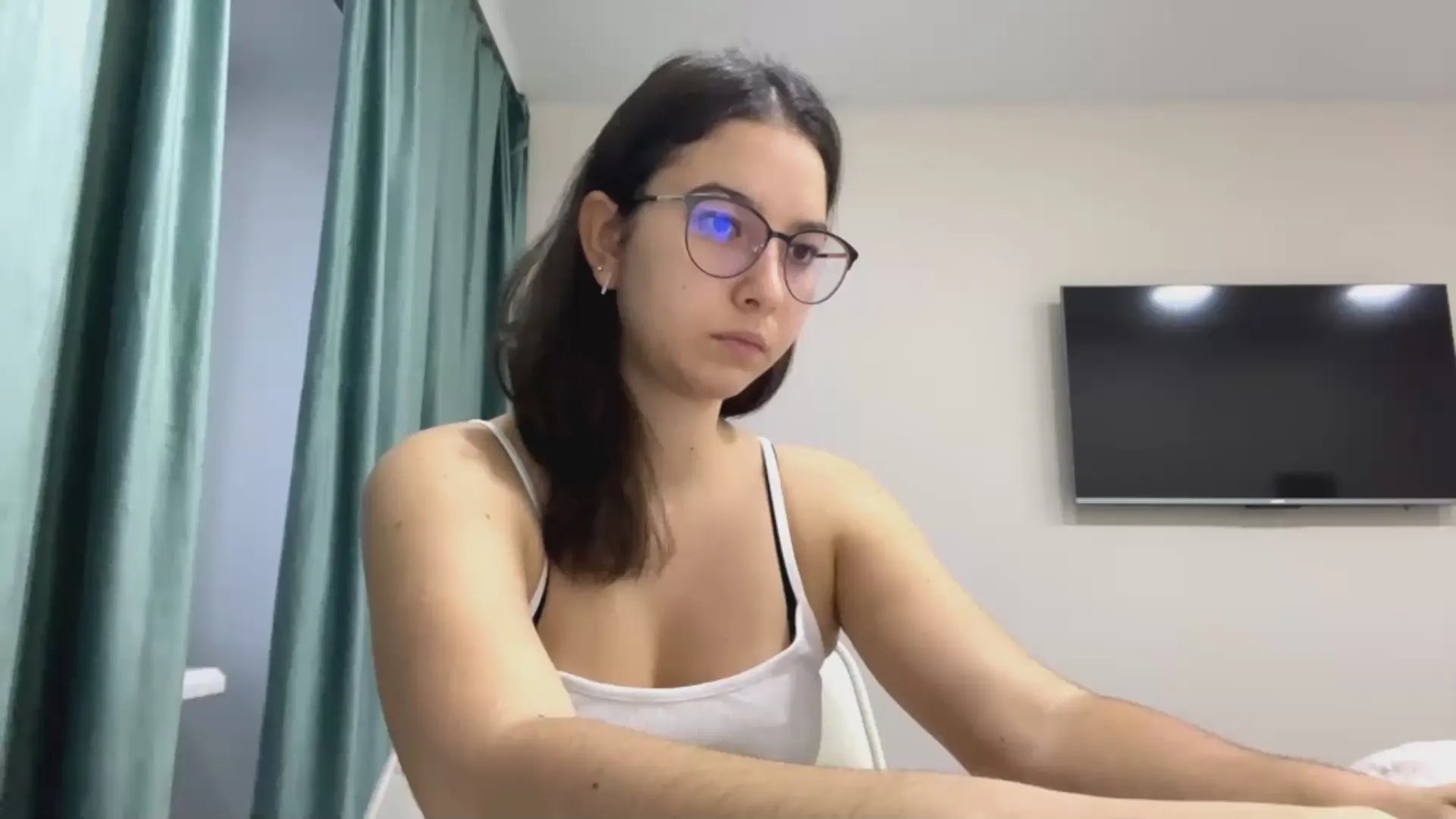 Offline NatashaJakubik on Cam4