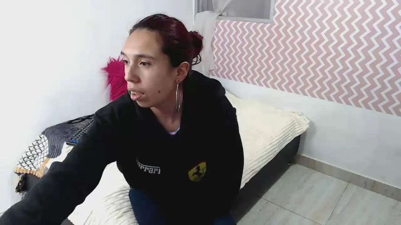 Offline Nathalie_f on Cam4