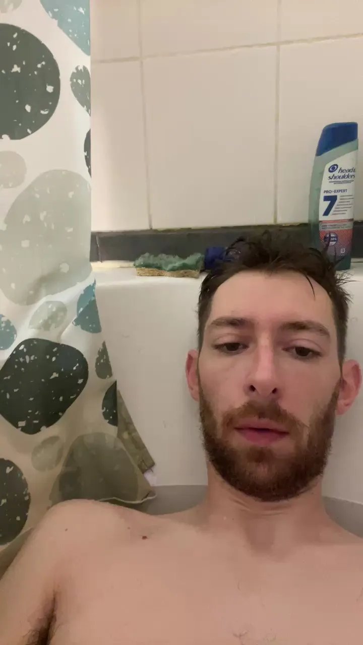 Freechat Neuch63fr on Cam4