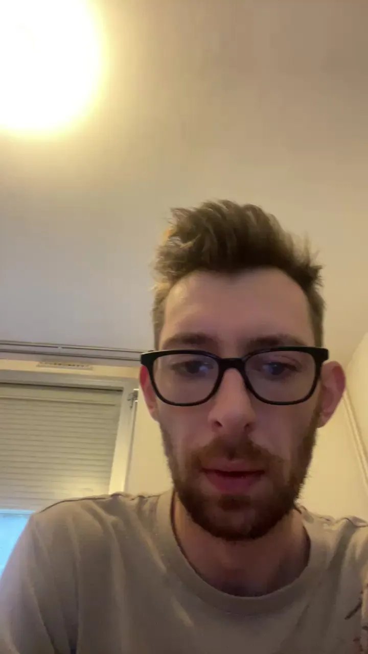 Freechat Neuch63fr on Cam4