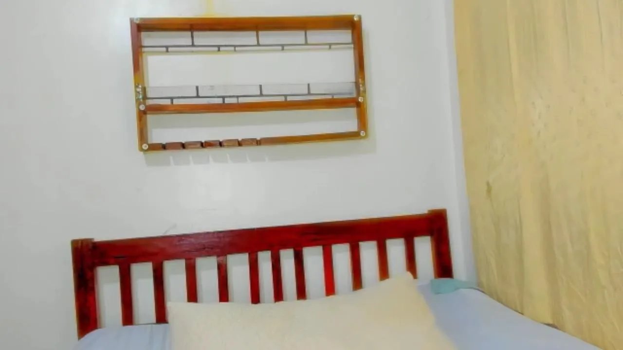 Offline Noti_sam on Cam4