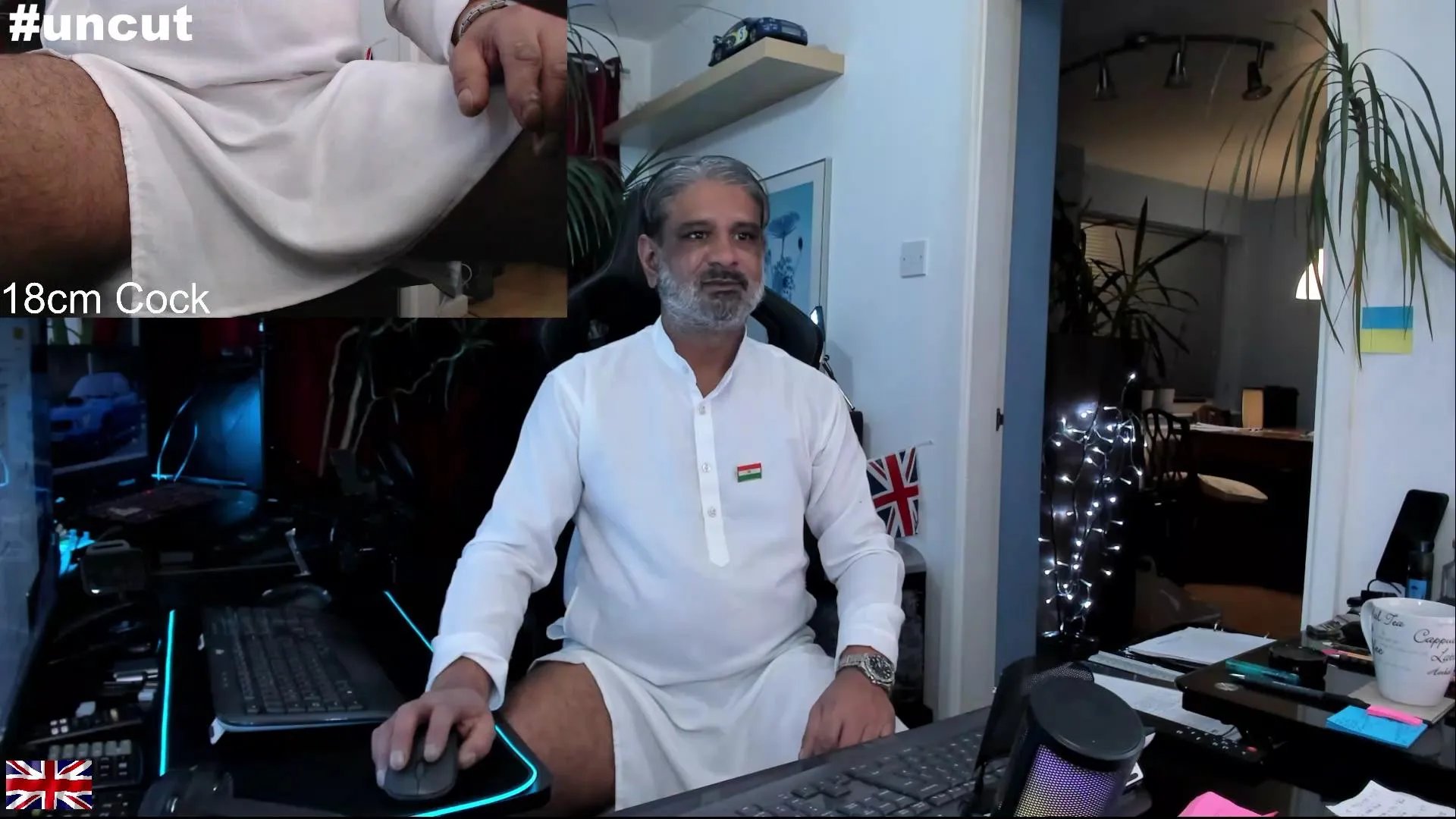 Offline OnlineBossUK on Cam4