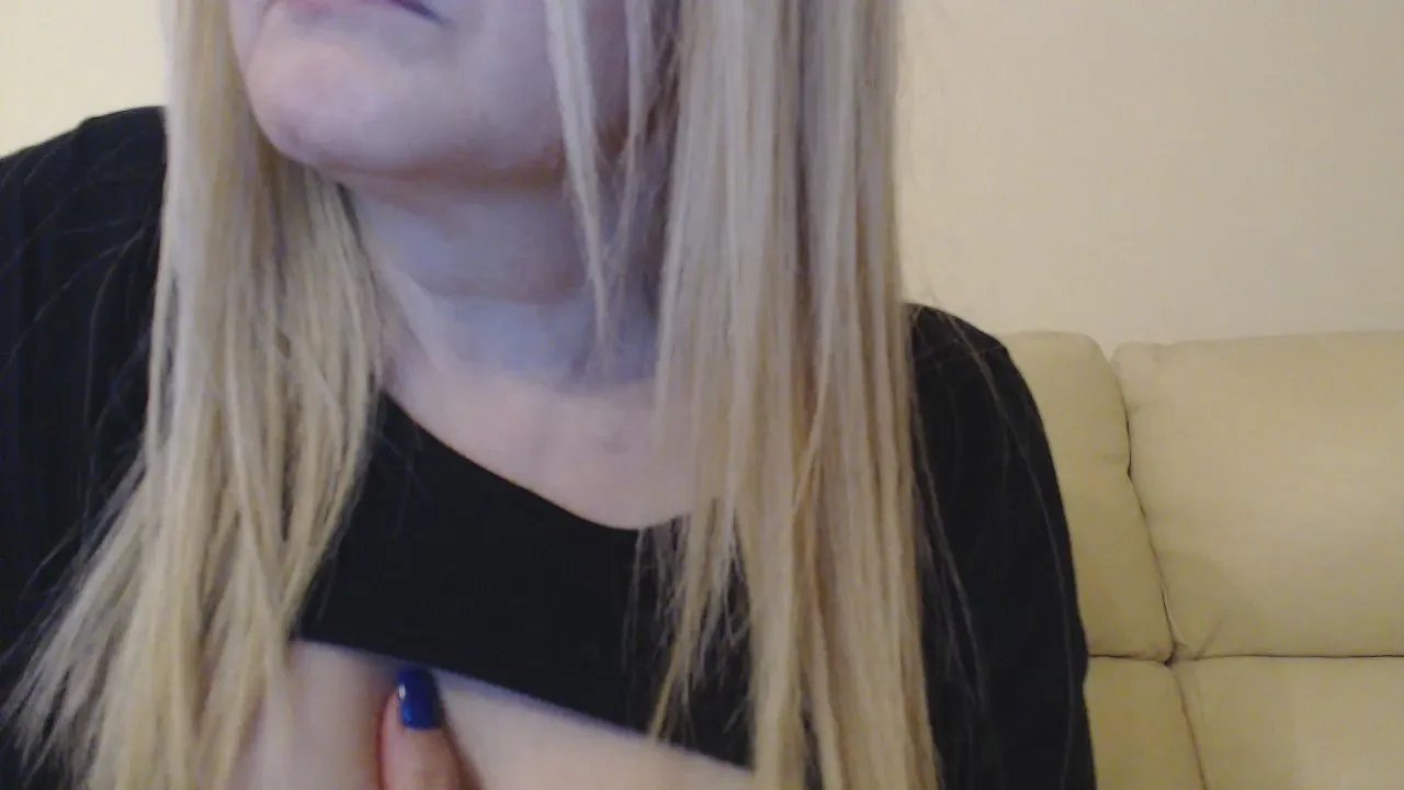 Offline orchideahot on Cam4