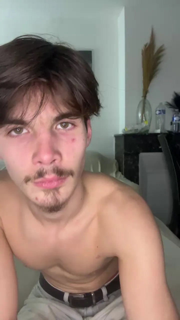 Offline pablo2762 on Cam4