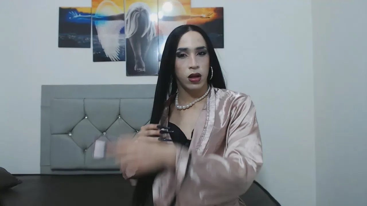 Offline pamelaat2200 on Cam4