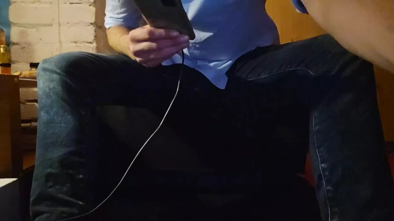 Offline passiv82 on Cam4