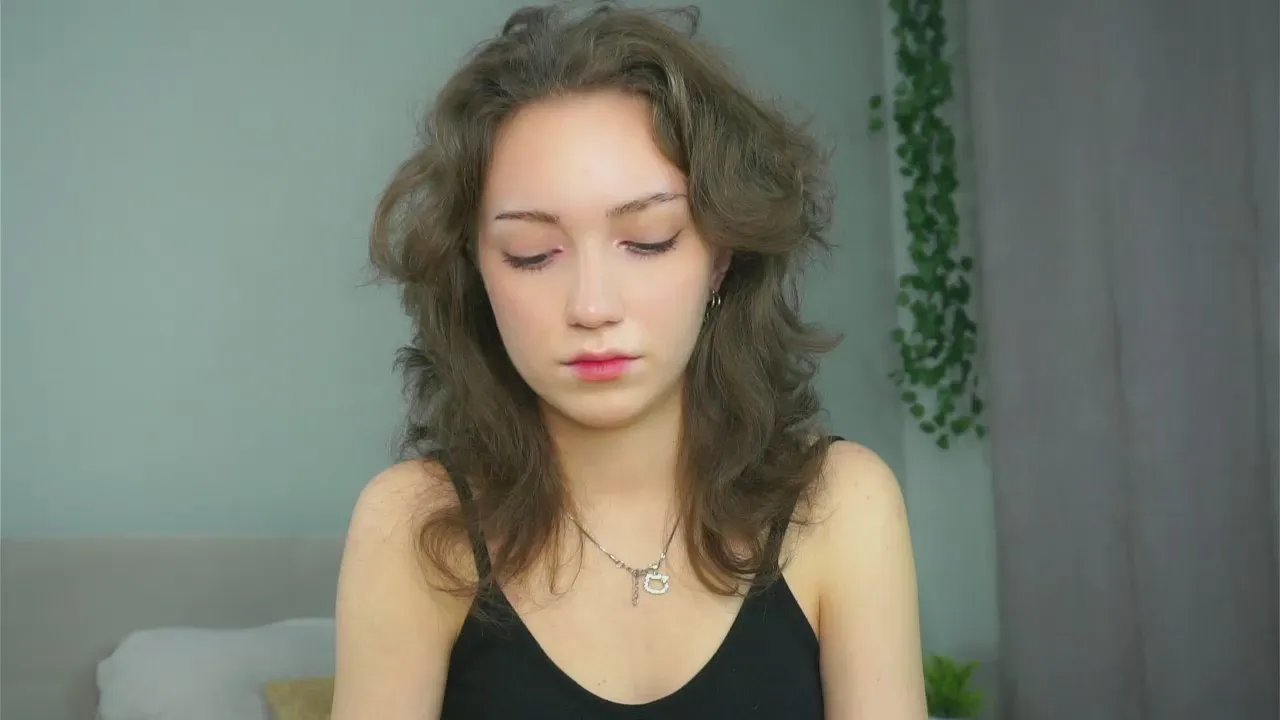 Offline PaulitaBering on Cam4