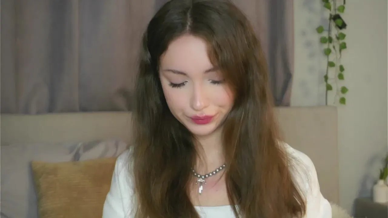 Offline PaulitaBering on Cam4