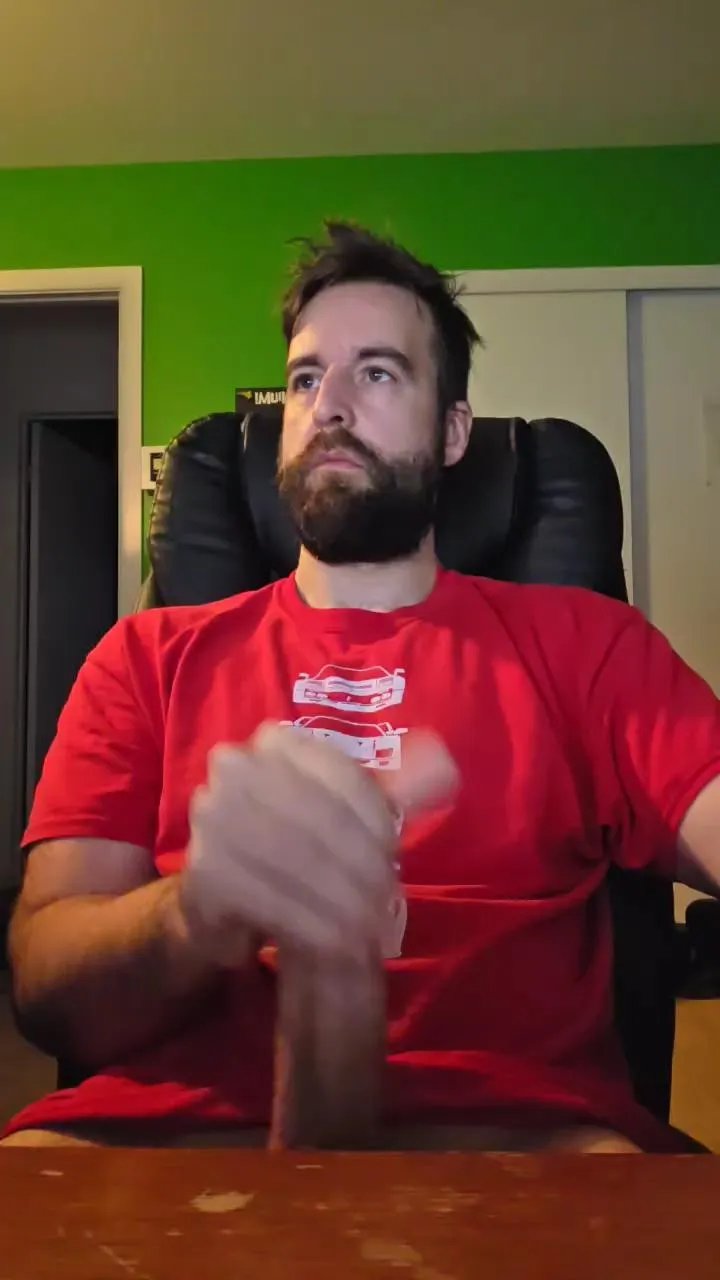 Offline Pauly1988 on Cam4