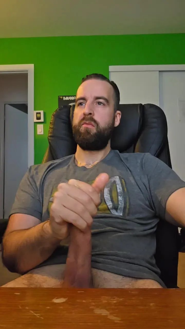 Offline Pauly1988 on Cam4