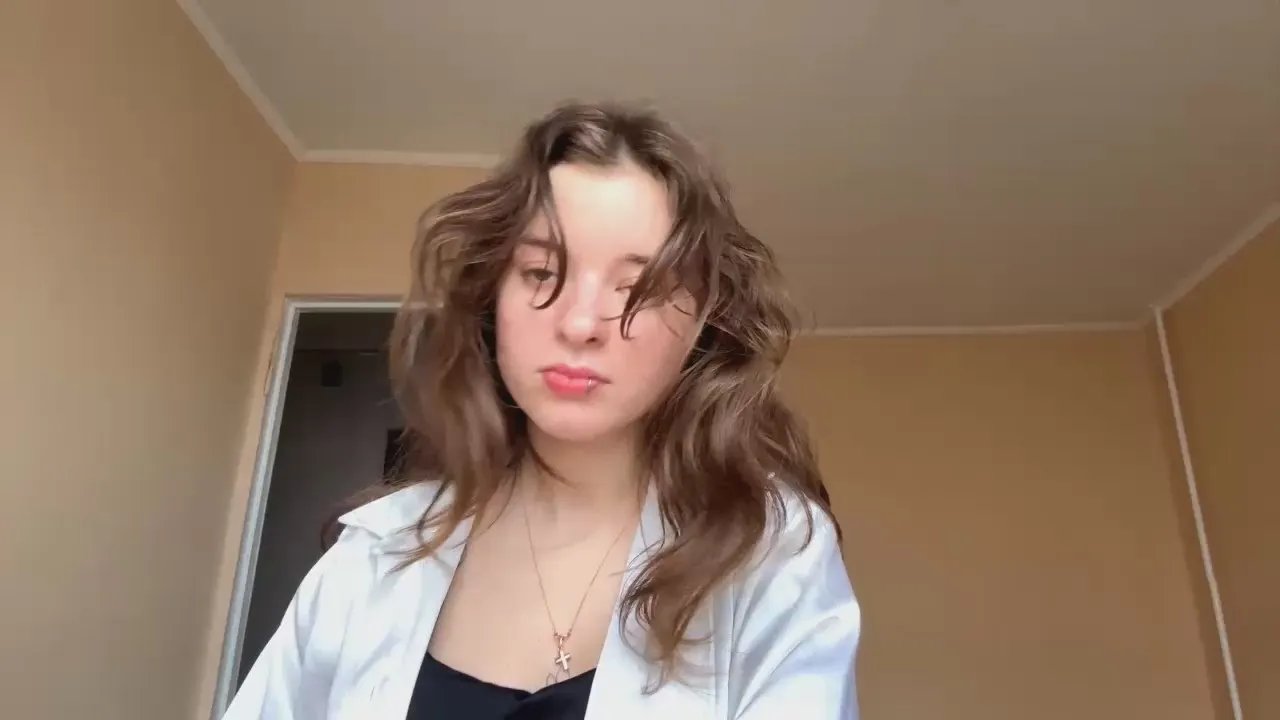 Offline PearlKloock on Cam4