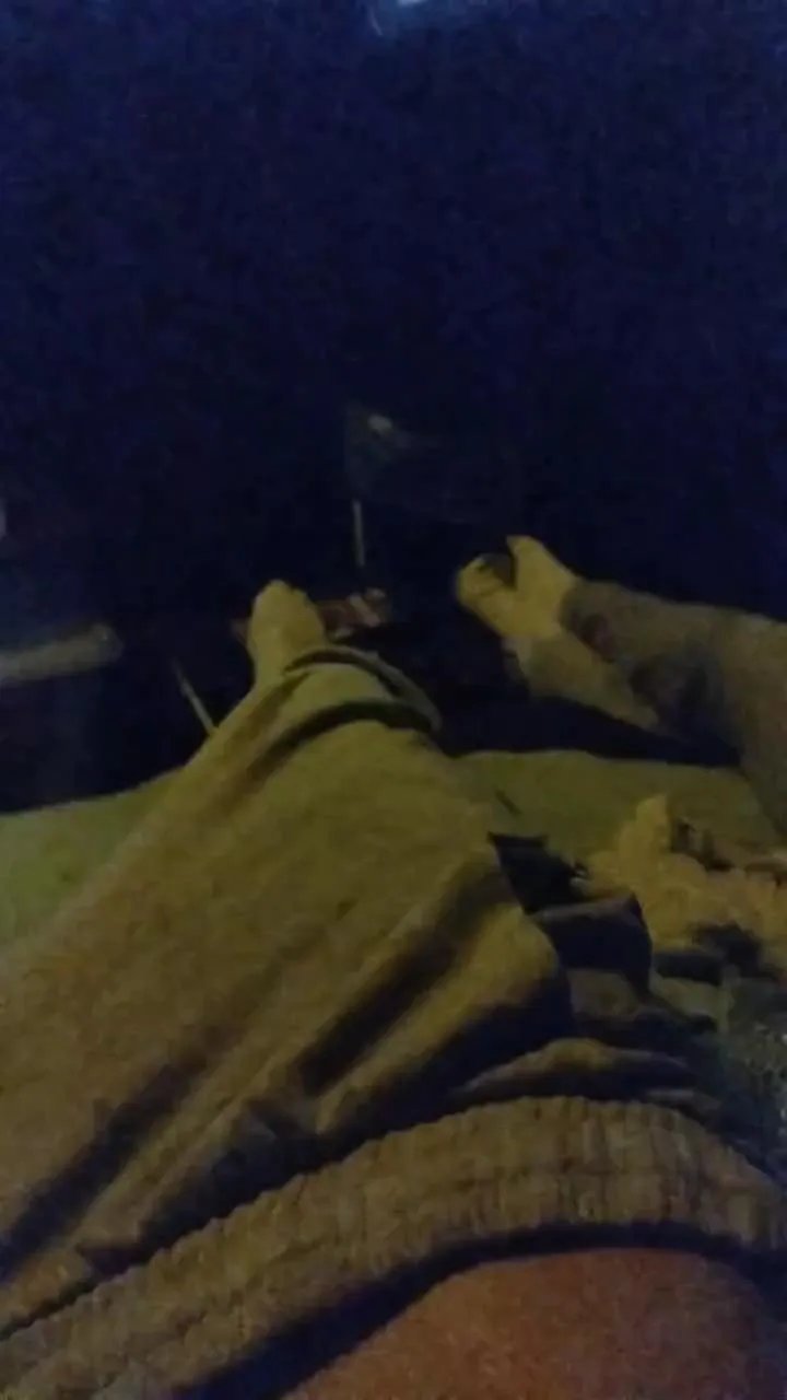 Offline Petitebombe34 on Cam4