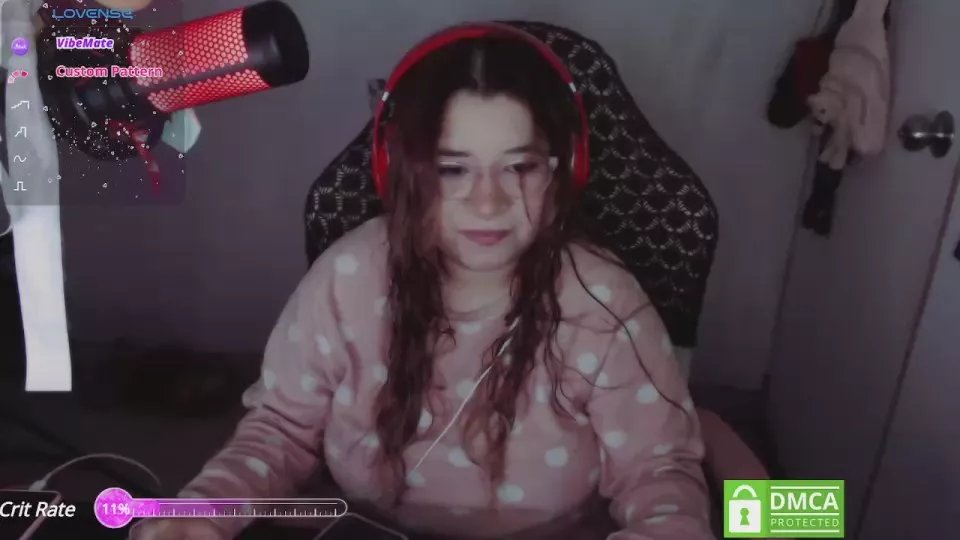 Offline pink_girl0n on Cam4