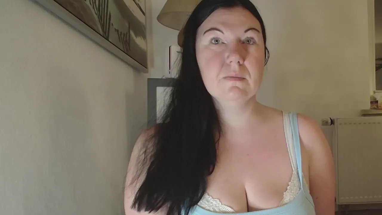 Offline pussy6wetlips on Cam4