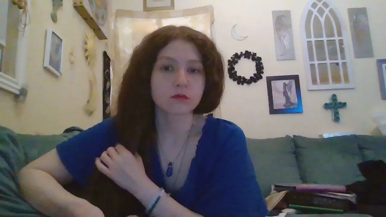 Freechat QueenCrimson on Cam4