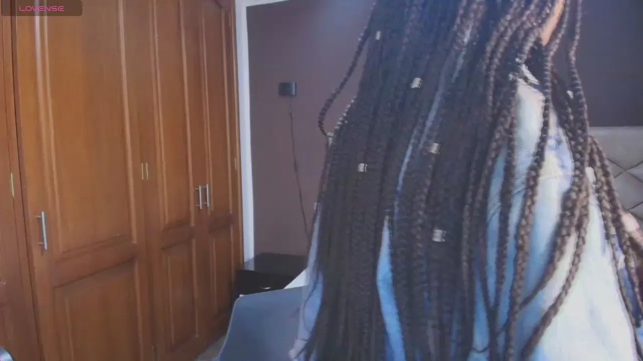 Offline Raqueljones_ on Cam4