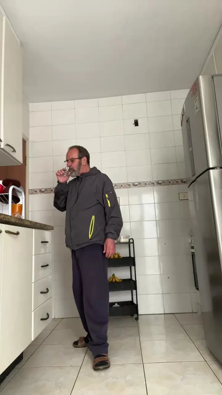 Offline raul4396624 on Cam4