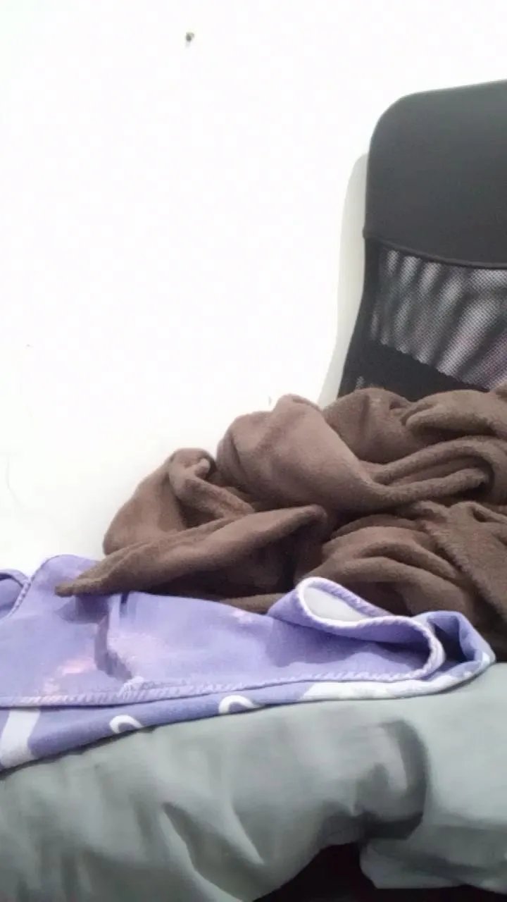 Offline raul4396624 on Cam4