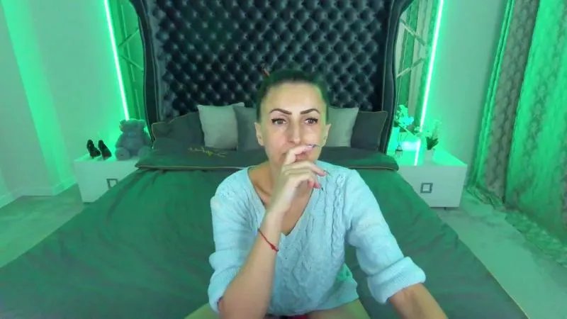 Offline Rebeca_Diamond on Cam4