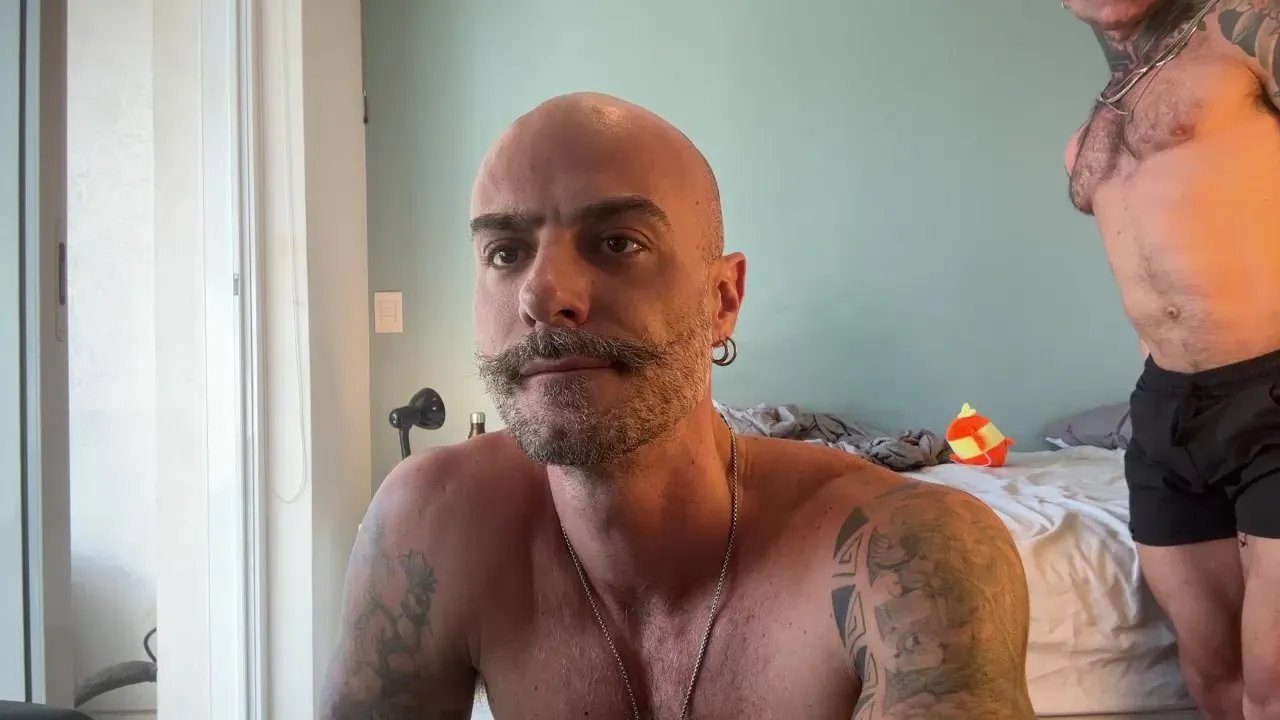 Offline recoblue22cm on Cam4