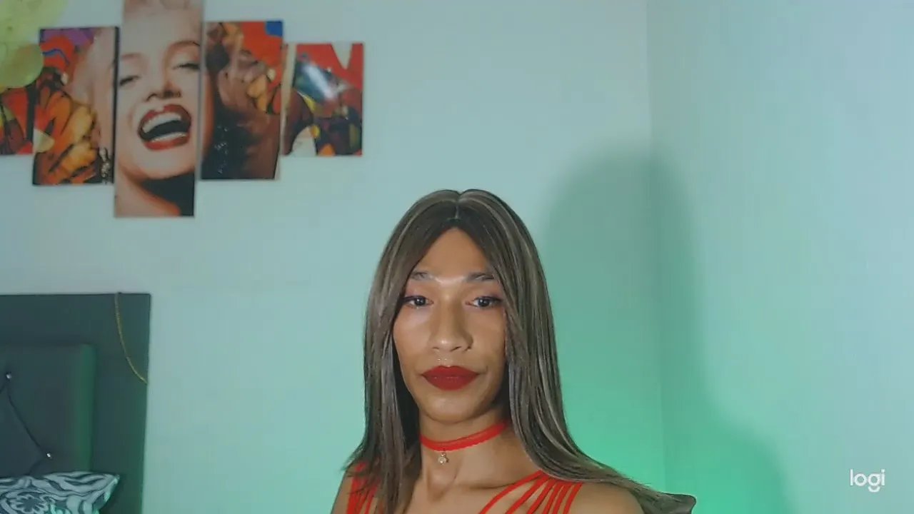 Offline red_veltet on Cam4