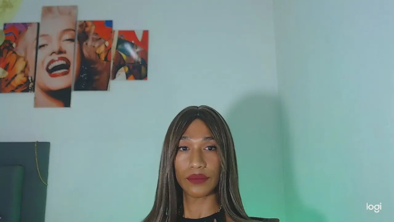 Offline red_veltet on Cam4