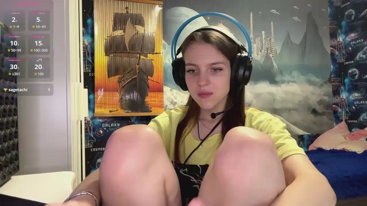 Offline ReynaCoppage on Cam4