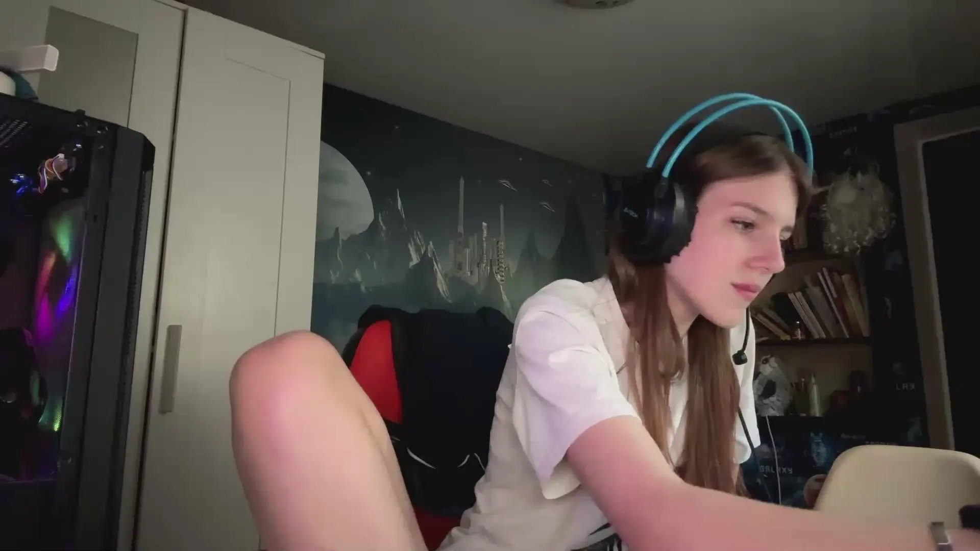 Offline ReynaCoppage on Cam4