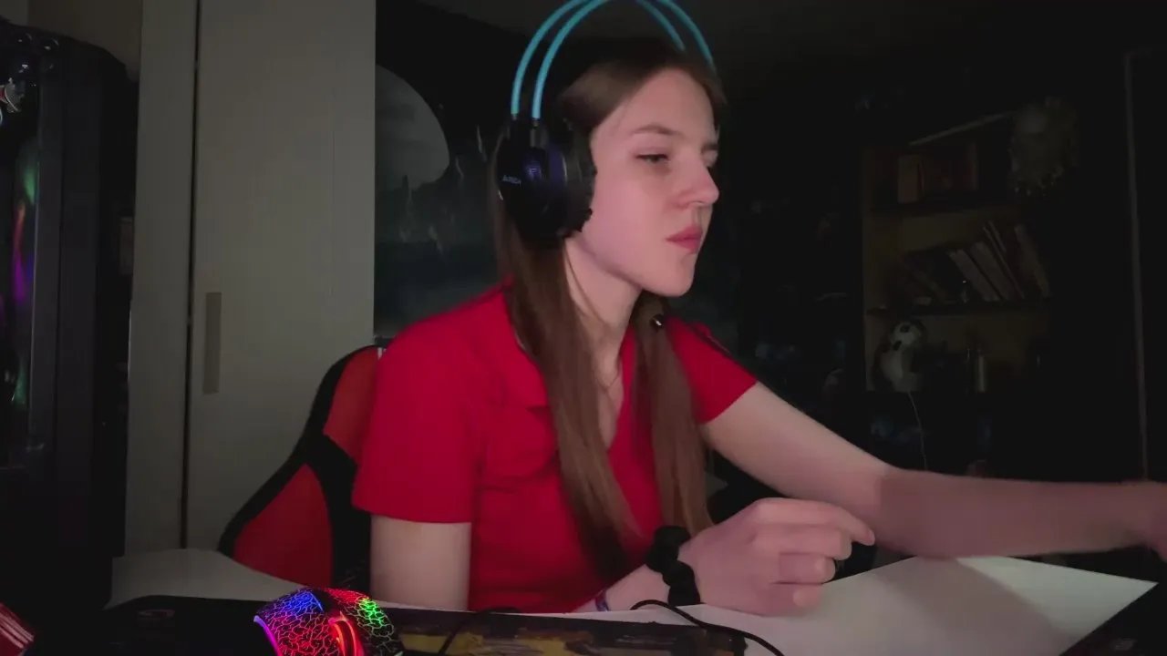 Offline ReynaCoppage on Cam4