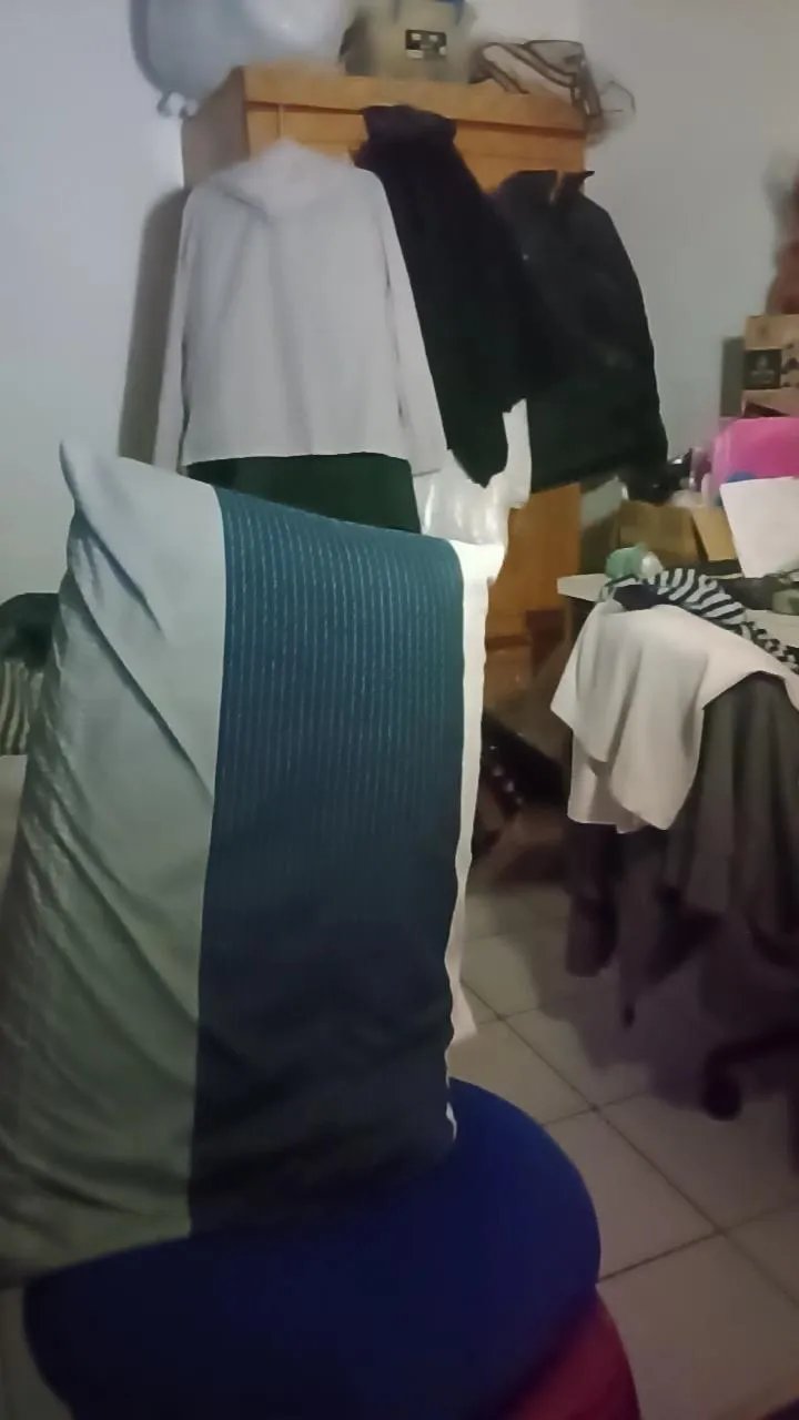 Offline robinkoji on Cam4