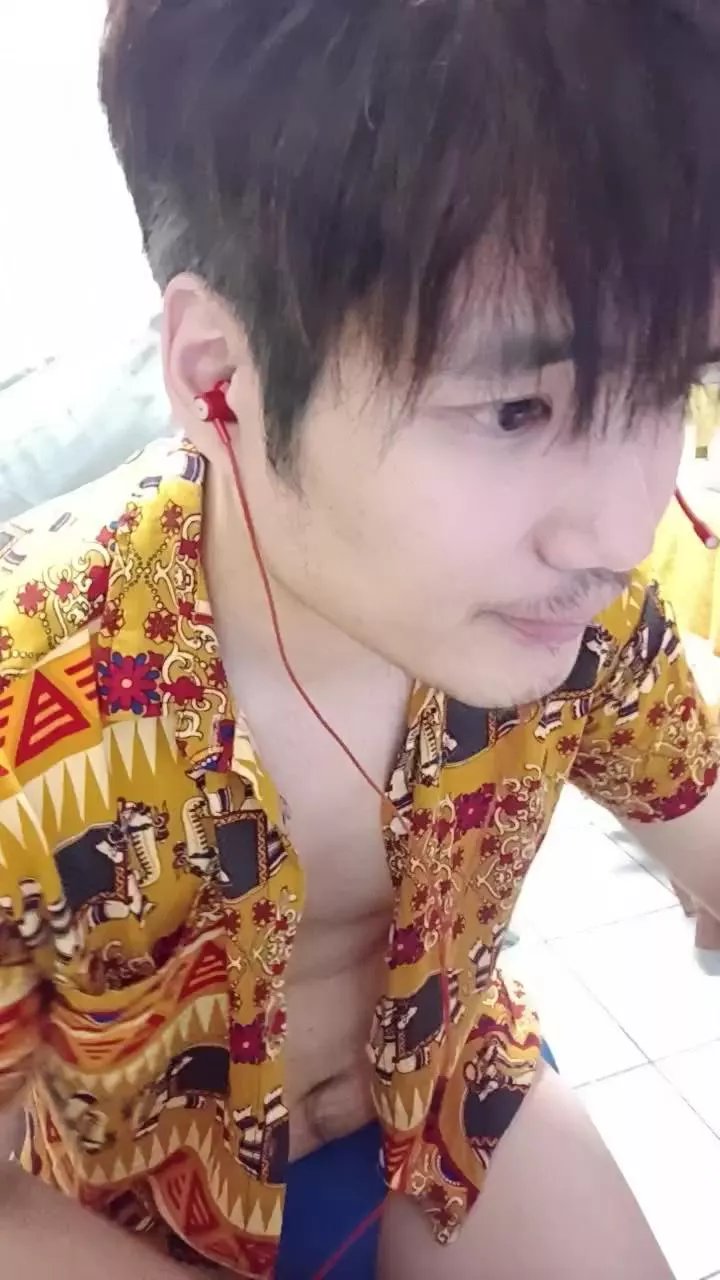 Offline robinkoji on Cam4