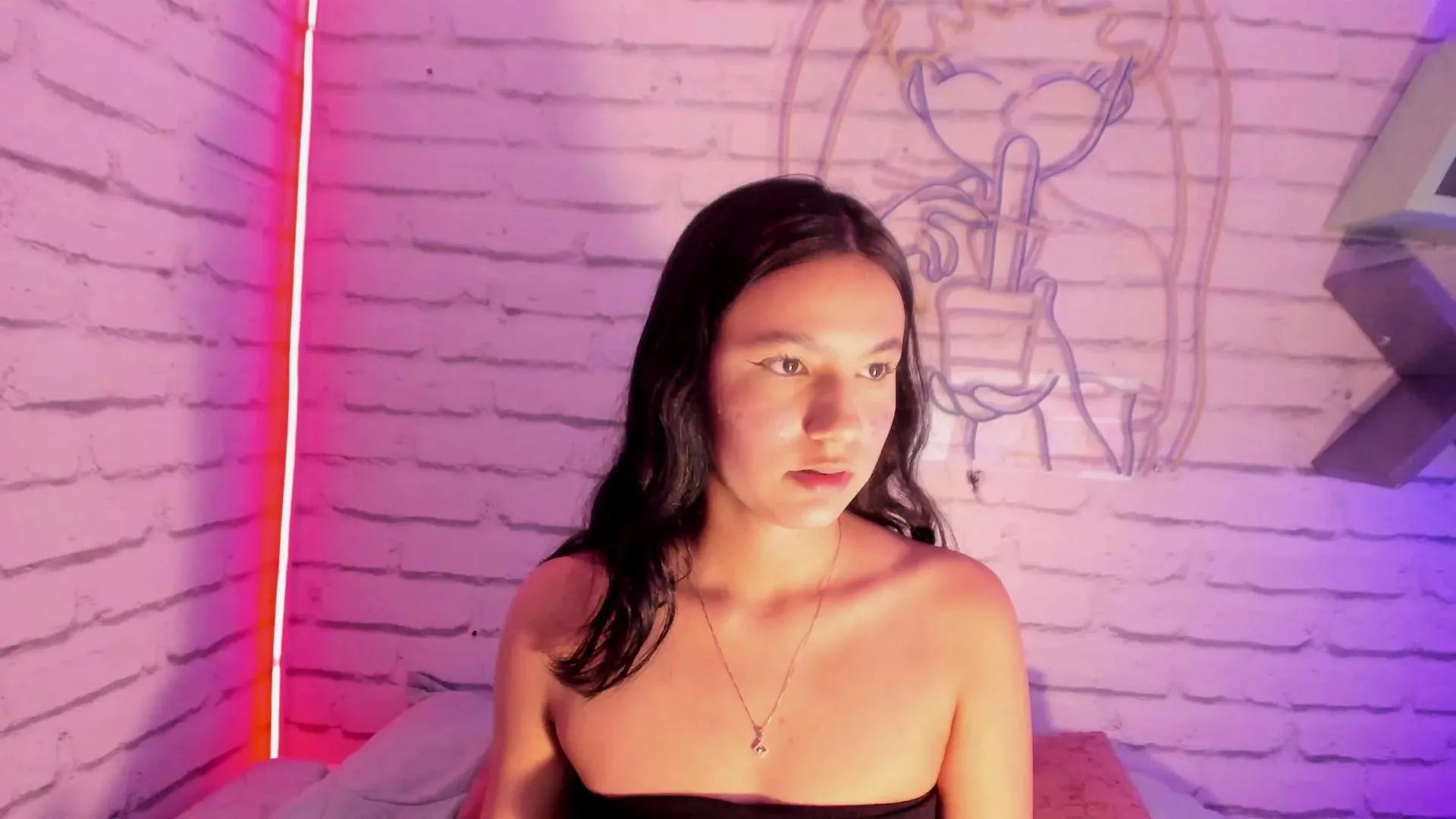 Offline Ruby_Janee on Cam4